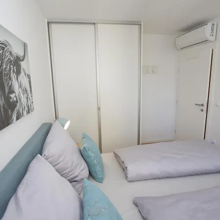 Leni Appartement Makarska